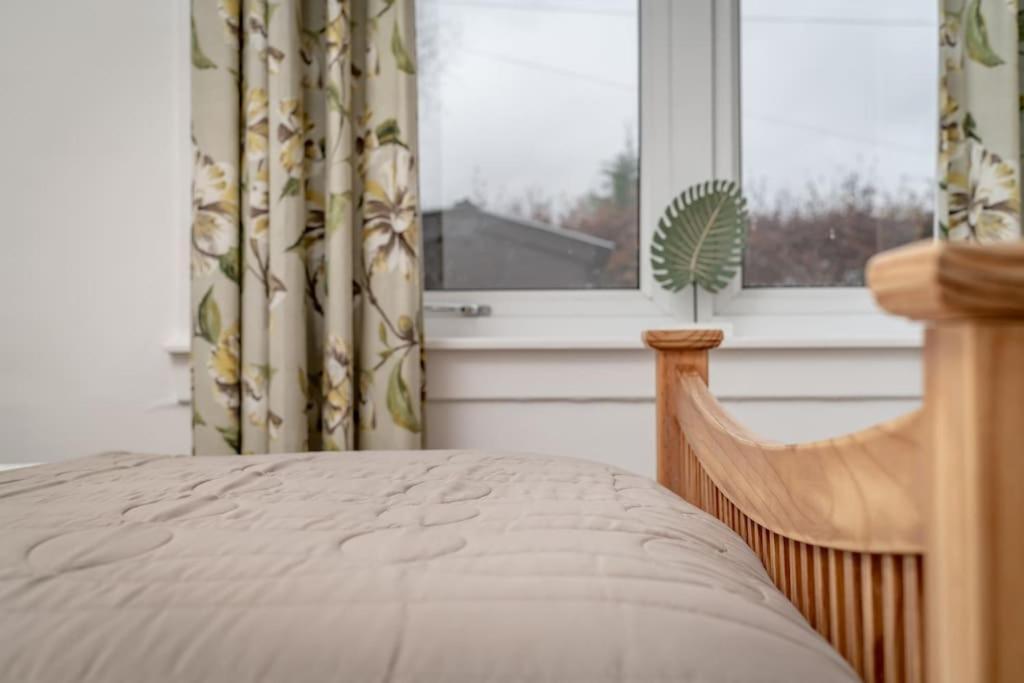 Heather Cottage, 2 Bedroom In 克里夫 外观 照片